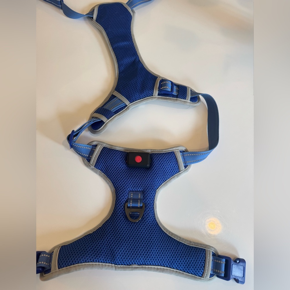 Rechargeable Light-Up LED Dog Harness - Picture 3 of 3